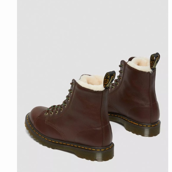 Dr Martens Barton Made in England Shearling Lined Leather Boots Size: 13 - Picture 3 of 5